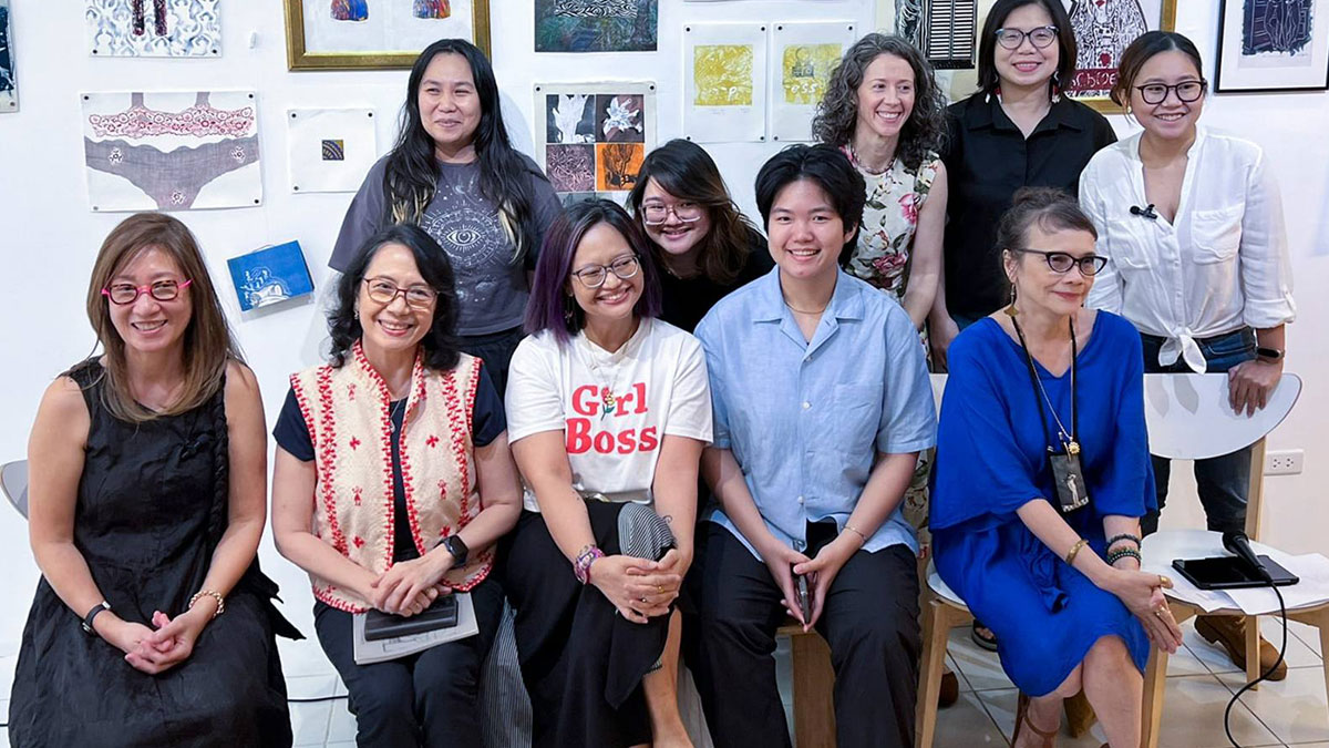 Hanan Initiative PH printmakers with friends from Everything is Fine PH at the artist talk for _Creative Non-Fiction_.