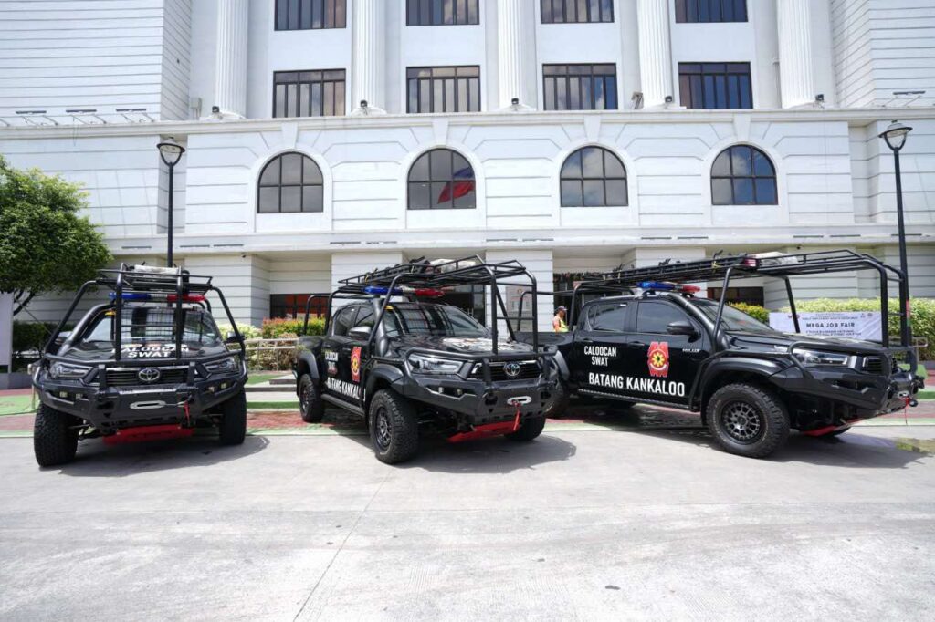 Caloocan turns over new SWAT trucks to police