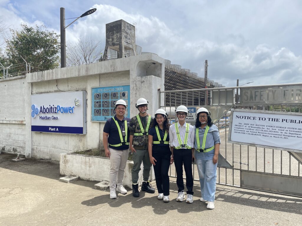 Inquirer-Aboitiz Power scholars set out on immersion tour